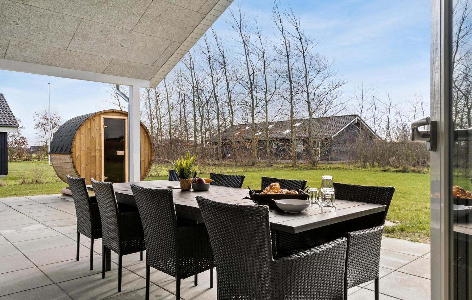 Beautiful Home In Tarm With Sauna Exterior foto